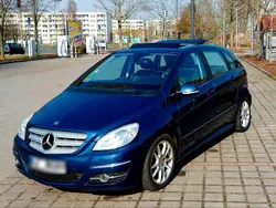 Blau Gebraucht 2010 Mercedes B180 Van / Kleinbus | 5.300 € (Fairer Preis)