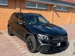 Schwarz Gebraucht 2021 Mercedes GLB220 AMG SUV | 39.800 € (Fairer Preis)