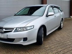 Silber Gebraucht 2006 Honda Accord Kombi | 2.500 €