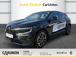 Black pearlschwarz metallic Gebraucht 2023 Renault Mégane Techno Limousine | 29.995 € (Superpreis)