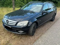 Schwarz Gebraucht 2010 Mercedes 220 Kombi | 2.499 €