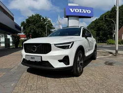 Crystal white / metallic Neu 2024 Volvo XC40 Plus SUV | 45.899 € (Teuer)