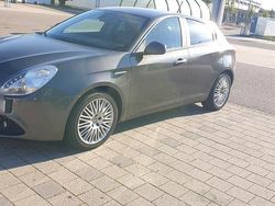 Andere farben Gebraucht 2012 Alfa Romeo Giulietta Kleinwagen | 5.200 € (Fairer Preis)