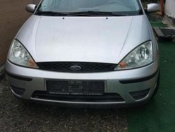 Silber Gebraucht 2004 Ford Focus Limousine | 300 € (Superpreis)