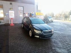Schwarz Gebraucht 2010 Skoda Superb Elegance Kombi | 1.999 € (Etwas zu teuer)