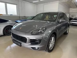 Grau Gebraucht 2015 Porsche Cayenne S Chrono SUV | 30.991 € (Fairer Preis)