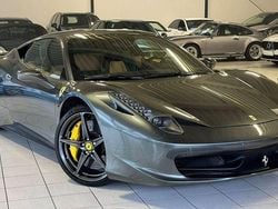 Grau Gebraucht 2013 Ferrari 458 Coupé | 189.000 €