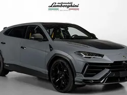 Grau Gebraucht 2024 Lamborghini Urus SUV | 339.666 €