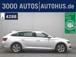 Weiss Gebraucht 2020 Skoda Superb LAURIN & KLEMENT Kombi | 25.980 € (Guter Preis)