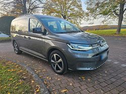 Grau Gebraucht 2022 VW Caddy Maxi Van / Kleinbus | 19.500 € (Teuer)