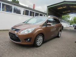 Braun Gebraucht 2014 Ford Grand C-Max Van / Kleinbus | 7.800 € (Guter Preis)