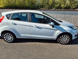 Weiß Gebraucht 2013 Ford Fiesta SYNC Edition Kleinwagen | 4.100 € (Fairer Preis)