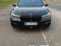 Andere farben Gebraucht 2018 BMW 750 M Sport Limousine | 49.999 €