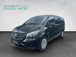 Grau Gebraucht 2022 Mercedes Vito Van / Kleinbus | 53.440 €