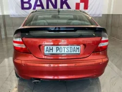 Orange Gebraucht 2005 Mercedes C220 Coupé | 5.300 € (Teuer)