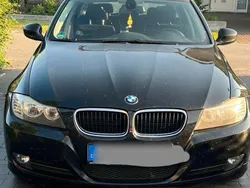 Schwarz Gebraucht 2009 BMW 318 Kombi | 4.100 € (Guter Preis)