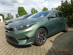 Grün Gebraucht 2024 Kia Ceed Sportswagon Spirit Kombi | 25.990 € (Guter Preis)