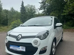 Weiß Gebraucht 2012 Renault Twingo Kleinwagen | 3.599 € (Fairer Preis)