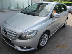 Silber Gebraucht 2013 Mercedes B180 Van / Kleinbus | 11.500 € (Guter Preis)