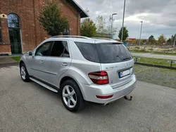 Schwarz Gebraucht 2011 Mercedes ML350 Edition SUV | 8.500 € (Superpreis)