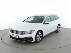 Weiß Gebraucht 2020 VW Passat GTE Kombi | 23.910 € (Fairer Preis)