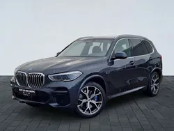 Arktikgrau brillianteffekt (grau) Gebraucht 2021 BMW X5 M Sport SUV | 53.850 € (Guter Preis)