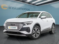 Weiß Gebraucht 2022 Audi Q4 e-tron SUV | 30.549 € (Guter Preis)