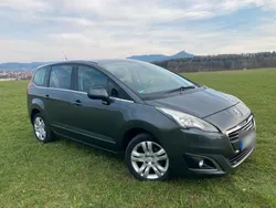 Schwarz Gebraucht 2014 Peugeot 5008 Van / Kleinbus | 4.500 € (Superpreis)