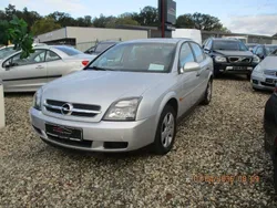 Silber Gebraucht 2003 Opel Vectra Basis Limousine | 1.999 € (Etwas zu teuer)
