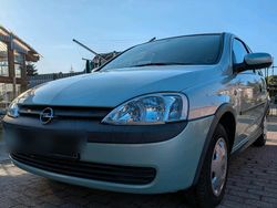Grün Gebraucht 2002 Opel Corsa Kleinwagen | 1.690 € (Fairer Preis)