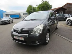Grau Gebraucht 2008 Toyota Corolla Verso Sol Van / Kleinbus | 4.950 € (Fairer Preis)