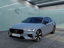 Grau Gebraucht 2024 Volvo S60 Limousine | 39.949 € (Guter Preis)