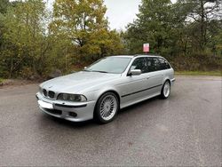 Silber Gebraucht 2002 BMW 540 M Sport Kombi | 14.500 €