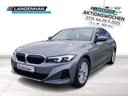 Grau Gebraucht 2023 BMW 320 Limousine | 34.944 € (Fairer Preis)