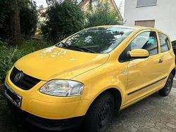 Gelb Gebraucht 2005 VW Fox Kleinwagen | 1.000 € (Etwas zu teuer)