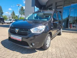Perlmuttschwarz Gebraucht 2020 Dacia Dokker Comfort Van | 18.899 € (Etwas zu teuer)
