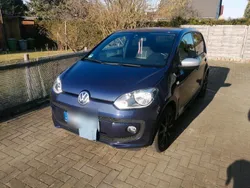 Blau Gebraucht 2015 VW up! Move Kleinwagen | 5.900 € (Fairer Preis)