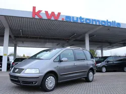 Grau Gebraucht 2006 VW Sharan Trendline Van / Kleinbus | 2.800 € (Superpreis)