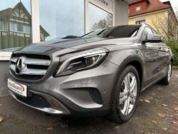 Grau Gebraucht 2016 Mercedes GLA200 Urban SUV | 18.999 € (Guter Preis)