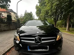 Schwarz Gebraucht 2015 Mercedes A180 Limousine | 8.799 € (Fairer Preis)
