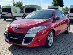 Rot Gebraucht 2010 Renault Mégane III Dynamique Coupé | 5.990 € (Teuer)