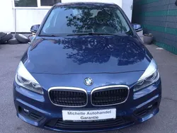 Mediterranblau Gebraucht 2017 BMW 218 Advantage Van / Kleinbus | 12.900 € (Fairer Preis)