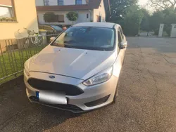 Silber Gebraucht 2015 Ford Focus Business Edition Kombi | 5.750 € (Fairer Preis)