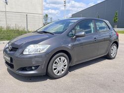 Grau Gebraucht 2007 Toyota Auris Luna Kleinwagen | 3.990 € (Guter Preis)