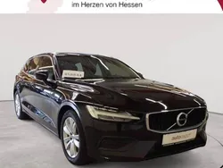 Black stone Gebraucht 2020 Volvo V60 Momentum Kombi | 19.190 € (Guter Preis)