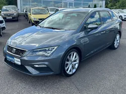 Grau Gebraucht 2017 Seat Leon ST FR Kombi | 11.900 € (Etwas zu teuer)