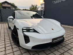 Weiss Gebraucht 2023 Porsche Taycan GTS Limousine | 83.300 € (Superpreis)