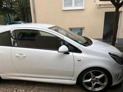 Weiß Gebraucht 2009 Opel Corsa Kleinwagen | 3.000 € (Guter Preis)