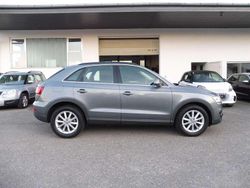 Grau Gebraucht 2011 Audi Q3 SUV | 17.999 € (Teuer)