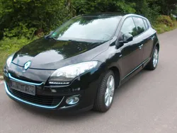 Schwarz Gebraucht 2012 Renault Mégane III Bose Edition Kleinwagen | 3.200 € (Superpreis)